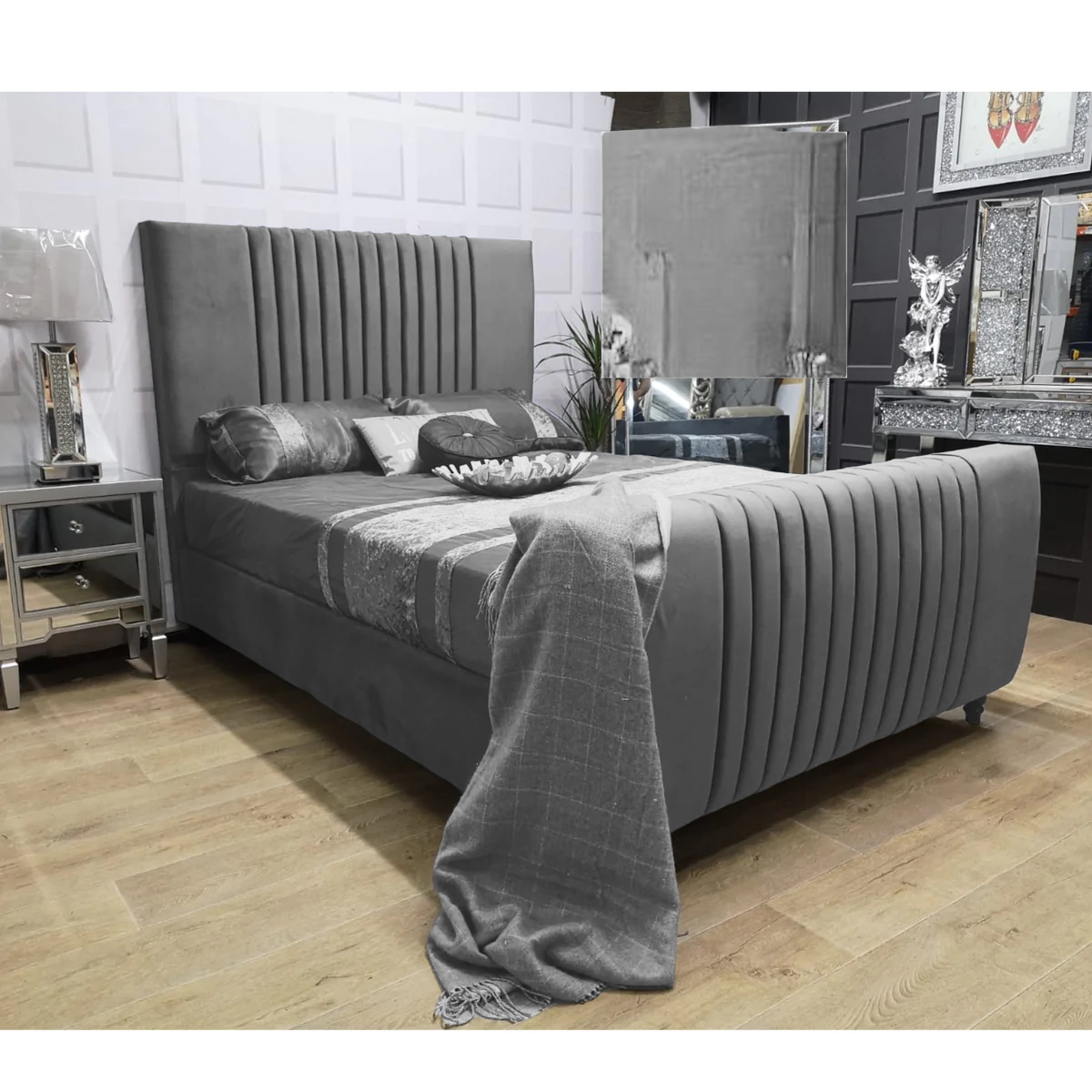 Apaya Stylish Bed