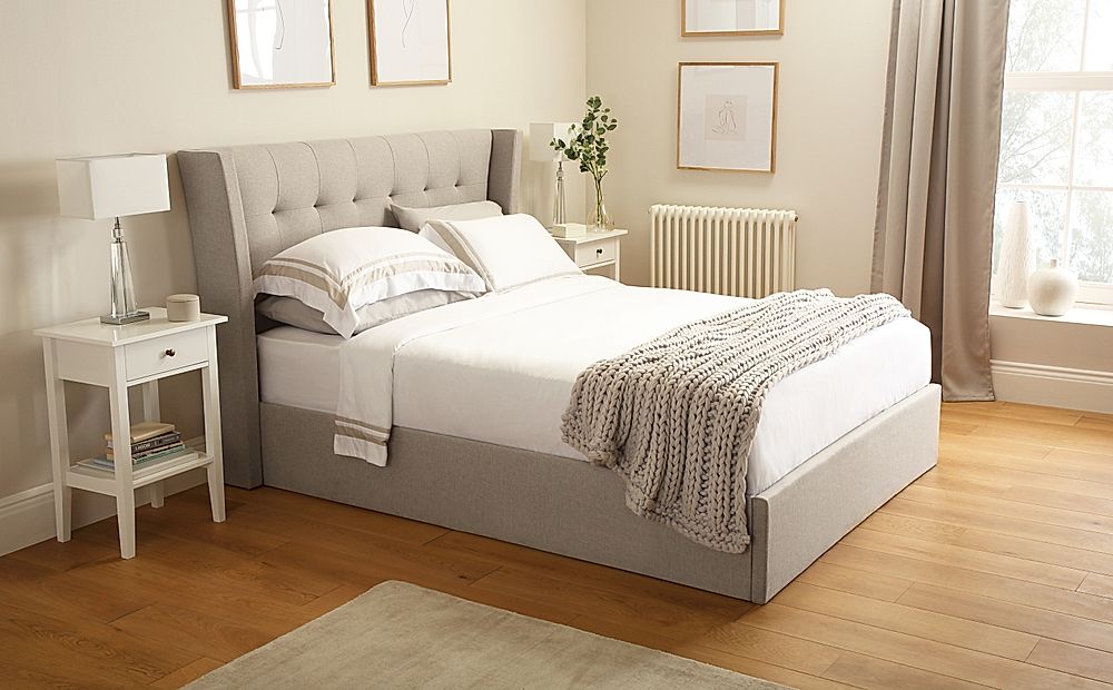 Luxury Pizarro Line Bed
