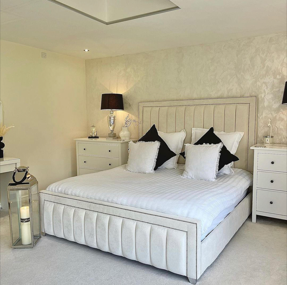 Syna Bed